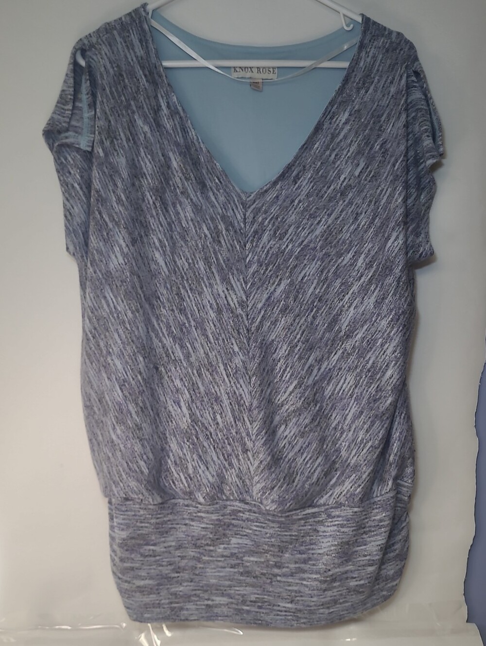 Knox Rose Heathered Blue & White V-Neck Short Sleeve Tunic